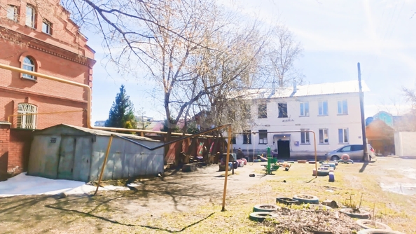 
   Продам 2-комнатную, 48 м², Грибоедова ул, 124

. Фото 15.