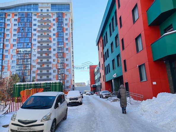 
   Продам 1-комнатную, 35.9 м², Лескова ул, 33

. Фото 2.