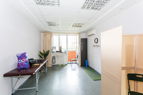 
   Продам офис, 241 м², 

. Фото 28.
