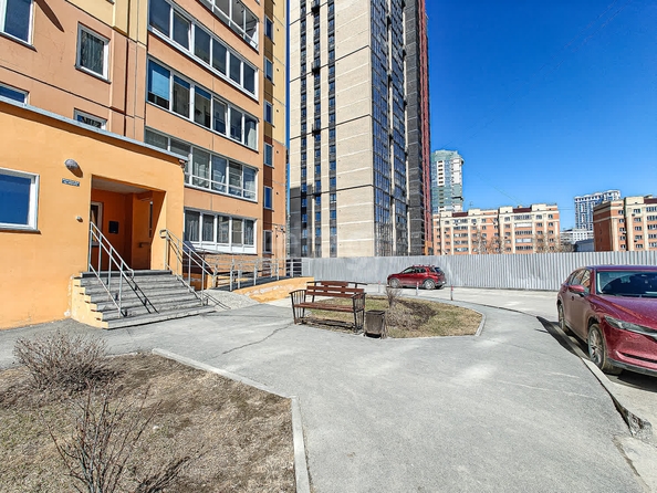 
   Продам 3-комнатную, 80.9 м², Закаменский мкр, 14

. Фото 15.