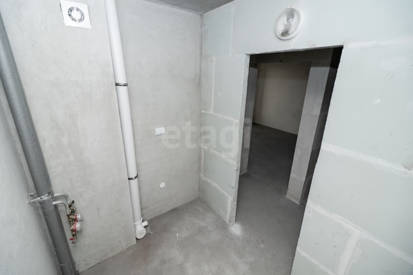 
   Продам 1-комнатную, 38 м², Ясный Берег ул, 43

. Фото 14.
