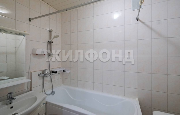
   Продам 1-комнатную, 40.8 м², Вертковская ул, 38

. Фото 12.