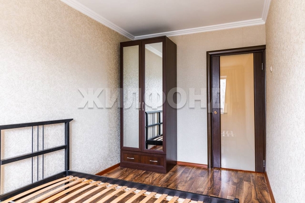 
   Продам 3-комнатную, 57.7 м², Федосеева ул, 34

. Фото 8.