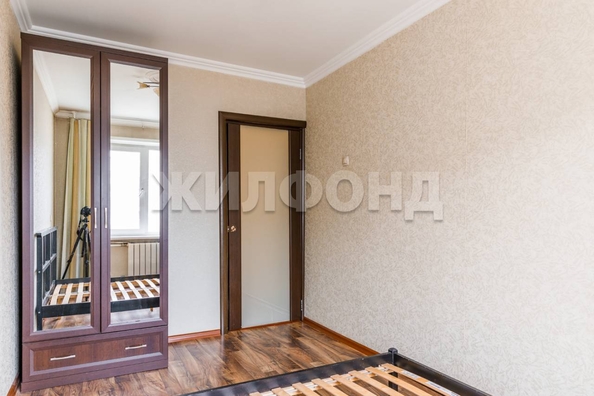 
   Продам 3-комнатную, 57.7 м², Федосеева ул, 34

. Фото 13.