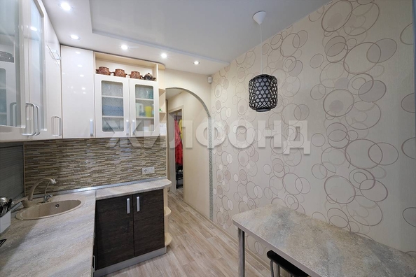 
   Продам 4-комнатную, 70.4 м², Невельского ул, 85

. Фото 35.