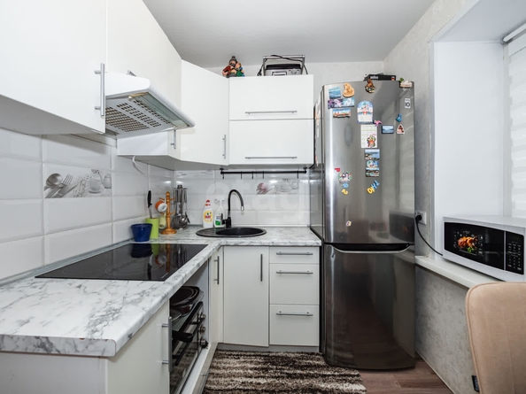 
   Продам 3-комнатную, 52 м², Новоуральская ул, 25

. Фото 2.