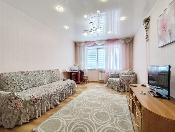 
   Продам 2-комнатную, 58 м², Грибоедова ул, 119

. Фото 3.