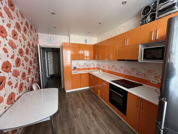
  Сдам в аренду 2-комнатную квартиру, 65 м², Новосибирск

. Фото 1.
