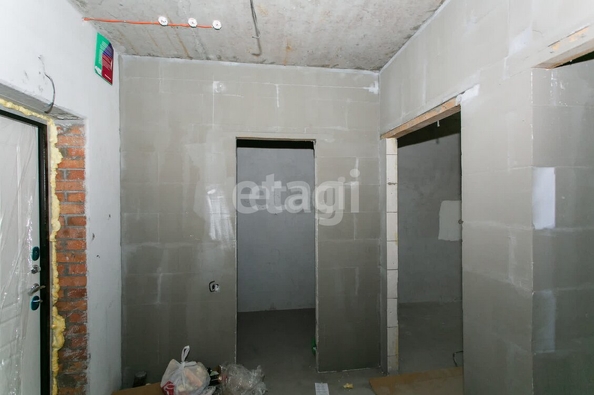 
   Продам 1-комнатную, 37 м², Виктора Уса ул, 1/1

. Фото 9.