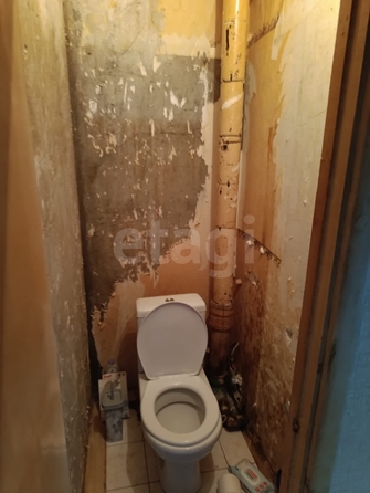 
   Продам 3-комнатную, 62.4 м², Объединения ул, 35/2

. Фото 4.