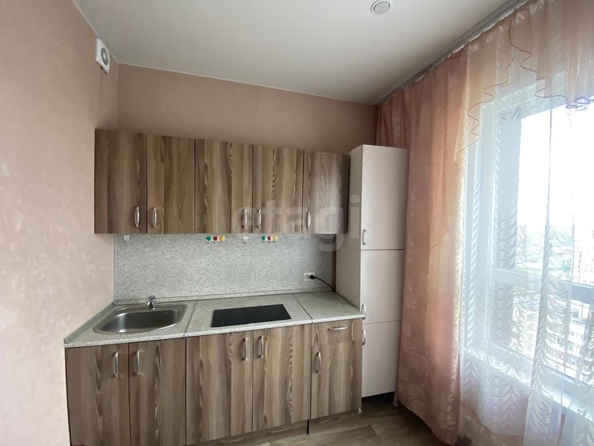 
   Продам 1-комнатную, 36.4 м², Виноградова ул, 5

. Фото 3.
