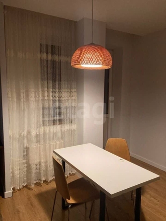 
  Сдам в аренду 1-комнатную квартиру, 43.6 м², Новосибирск

. Фото 1.