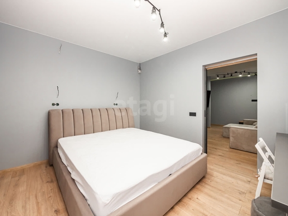
   Продам 2-комнатную, 37.9 м², Кирова ул, 274

. Фото 11.