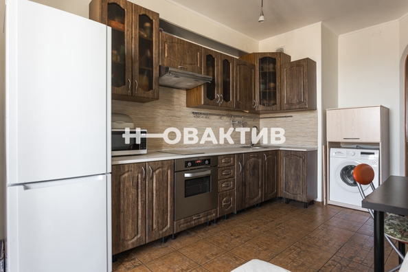 
   Продам 1-комнатную, 41.5 м², Гармония мкр, 8

. Фото 19.