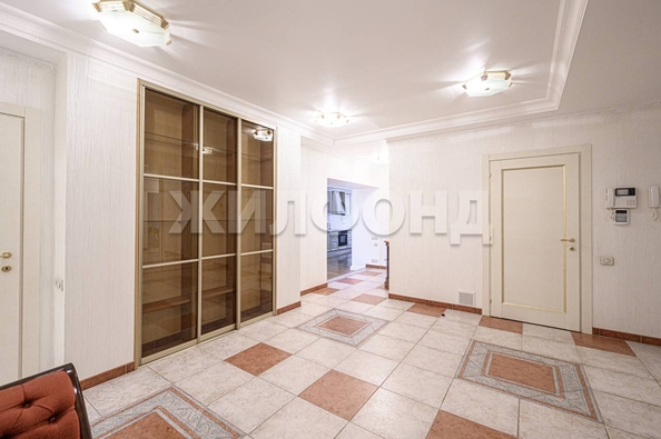 
   Продам 3-комнатную, 151.1 м², Советская ул, 56

. Фото 3.
