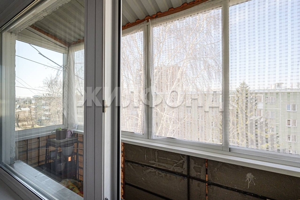 
   Продам 4-комнатную, 61 м², Ударная ул, 1/3

. Фото 11.