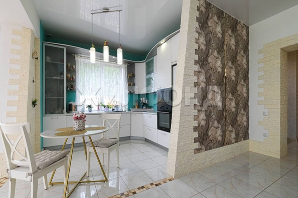 
  Продается дом, 230 м², село Каменка
. Фото 10.
