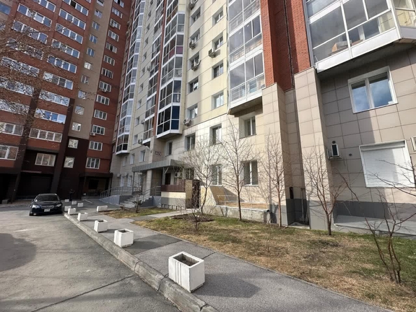 
   Продам 2-комнатную, 64.2 м², Сакко и Ванцетти ул, 31/4

. Фото 32.