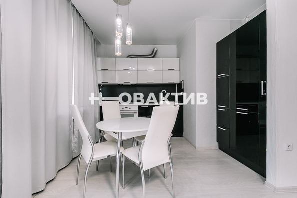 
  Сдам в аренду 1-комнатную квартиру, 46 м², Новосибирск

. Фото 2.