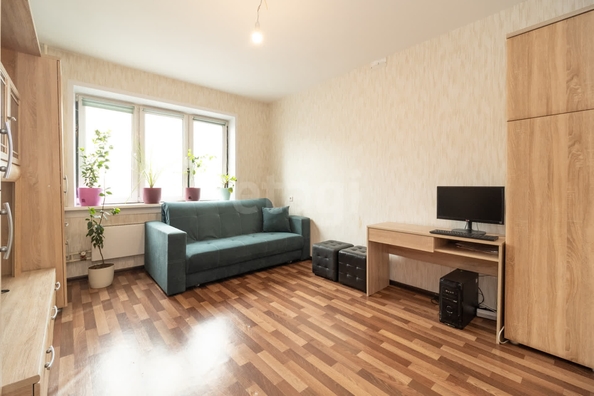 
   Продам 1-комнатную, 32.5 м², Титова ул, 276

. Фото 8.