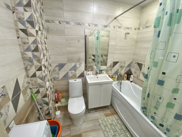 
   Продам 1-комнатную, 39.4 м², Ясный Берег ул, 10

. Фото 7.
