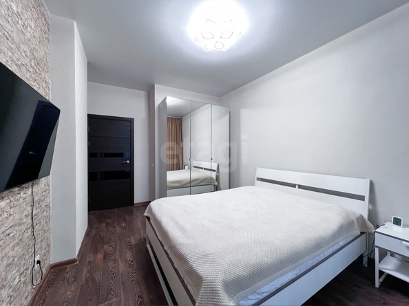 
   Продам 1-комнатную, 40.8 м², Райсовета пл, 8

. Фото 7.