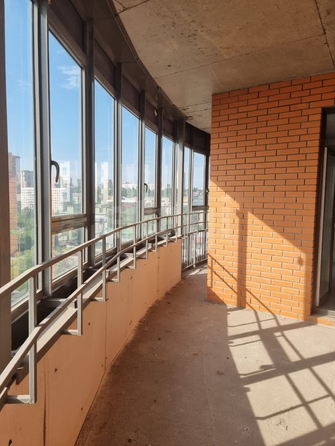 
   Продам 3-комнатную, 98 м², 2-я Обская ул, 154

. Фото 20.