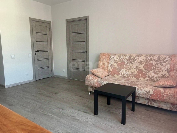 
  Сдам в аренду 2-комнатную квартиру, 37 м², Новосибирск

. Фото 4.
