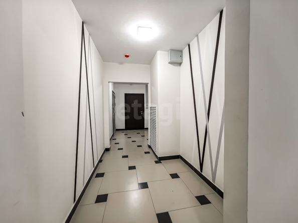 
   Продам 2-комнатную, 56 м², Татьяны Снежиной ул, 42/2

. Фото 23.
