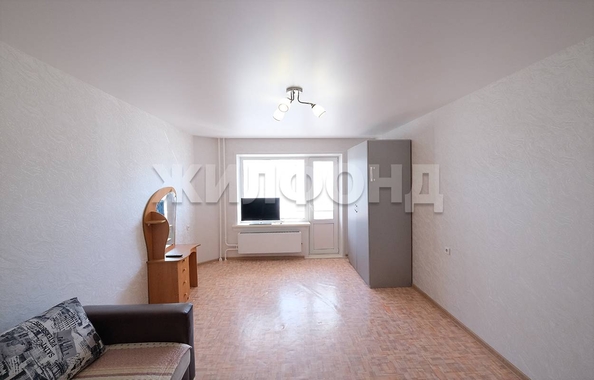 
   Продам 1-комнатную, 36.8 м², Титова ул, 238

. Фото 1.