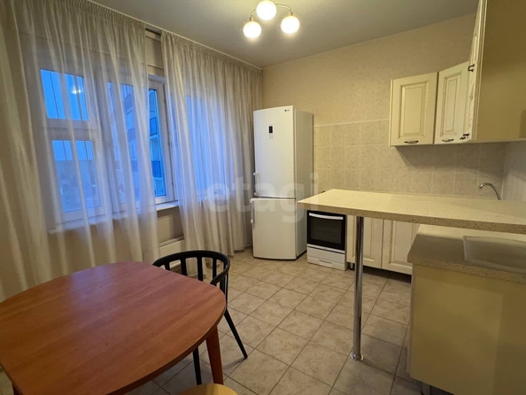 
   Продам 1-комнатную, 29.9 м², Одоевского ул, 1/1

. Фото 3.