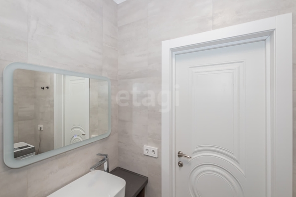 
   Продам 3-комнатную, 70 м², Фабричная ул, 65

. Фото 8.