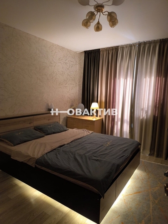 
   Продам 2-комнатную, 56 м², Театральная ул, 2А

. Фото 1.