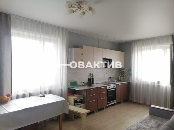 
   Продам дом, 220.7 м², Новосибирск

. Фото 21.