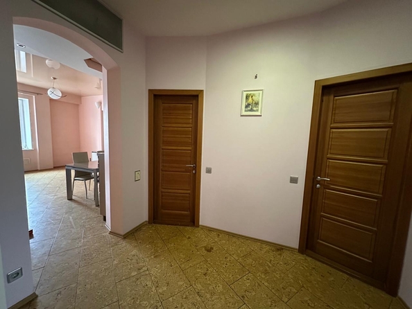 
  Сдам в аренду 2-комнатную квартиру, 90 м², Новосибирск

. Фото 7.