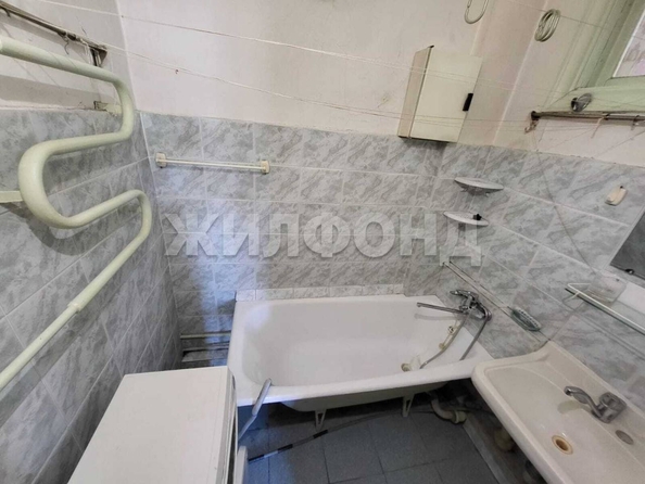 
   Продам 2-комнатную, 46.9 м², Дуси Ковальчук ул, 270

. Фото 5.