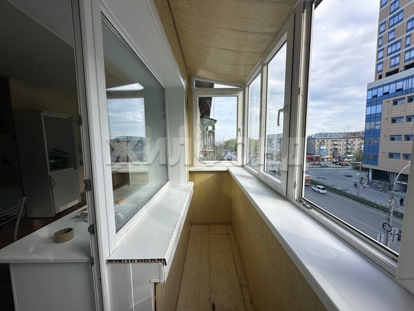
   Продам 2-комнатную, 39.9 м², Ватутина ул, 37

. Фото 10.