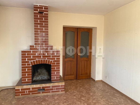 
   Продам 3-комнатную, 63.6 м², Маяковского ул, 14а

. Фото 3.