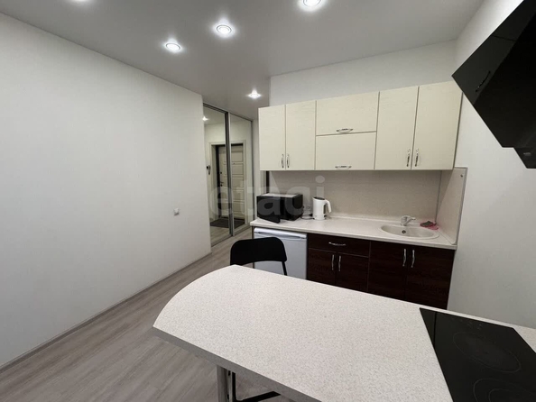 
  Сдам в аренду апартаменты, 30 м², Новосибирск

. Фото 7.