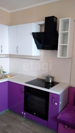 
  Сдается 1-комн. квартира, 40 м², Оловозаводская ул, д. 13
. Фото 2.