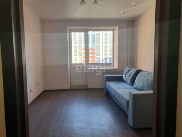 
  Продается 1-комн. квартира, 38 м², Алтайская ул, д. 12/1
. Фото 8.