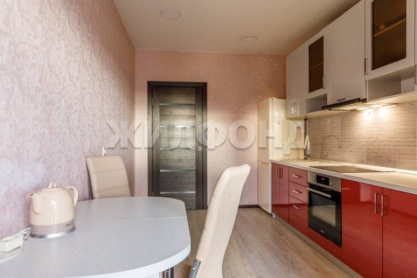 
   Продам 1-комнатную, 35.9 м², Планетная ул, 55/2

. Фото 2.