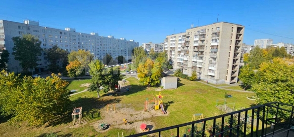 
   Продам 2-комнатную, 44.7 м², Макаренко ул, 15

. Фото 2.
