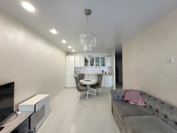 
   Продам 1-комнатную, 44 м², Немировича-Данченко ул, 156

. Фото 4.