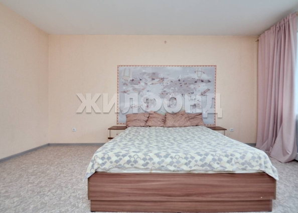 
   Продам 3-комнатную, 97.9 м², 2-й (4 мкр.) кв-л, 232

. Фото 12.