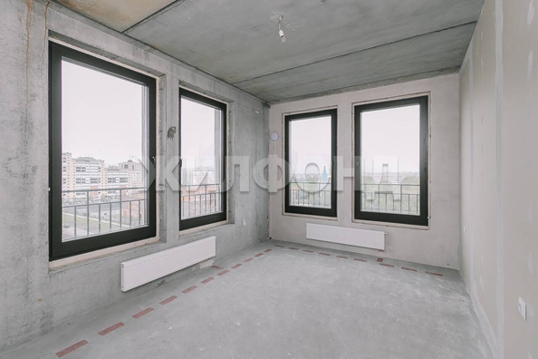 
   Продам 3-комнатную, 156 м², 3-й микрорайон, 1

. Фото 10.