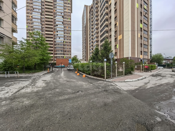 
   Продам 2-комнатную, 64.8 м², Военная ул, 9/2

. Фото 17.