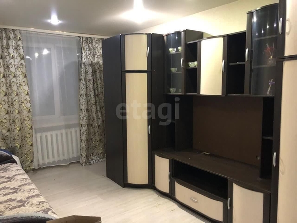 
  Сдам в аренду 1-комнатную квартиру, 30 м², Новосибирск

. Фото 1.