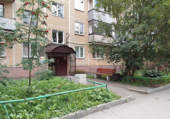 
   Продам студию, 17 м², Адриена Лежена ул, 30/1

. Фото 2.