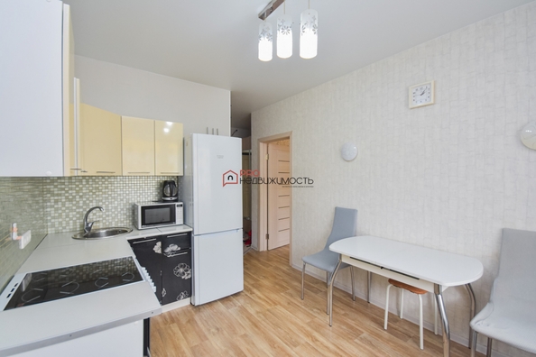 
  Продается 1-комн. квартира, 34.9 м², Радужный мкр, д. 6
. Фото 10.